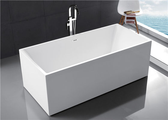 最適の内部スペースが付いている多着色されたアクリルの自由で永続的な浴槽 サプライヤー