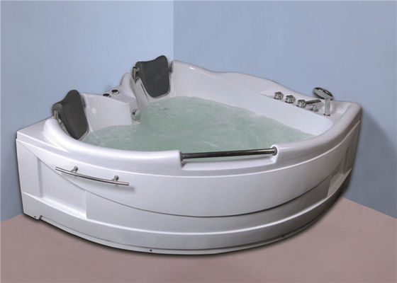 贅沢な角の渦の浴槽のジャクージの浴室のたらいの50/60Hz頻度 サプライヤー