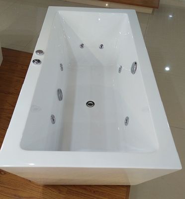 支えがない浴槽/屋内ジャクージの温水浴槽を浸す1600mmの屋内現代的な白 サプライヤー