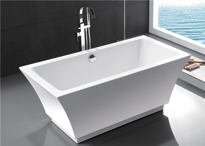 流行の屋内小さく支えがない浴槽、1人のための楕円形の浸るたらい サプライヤー